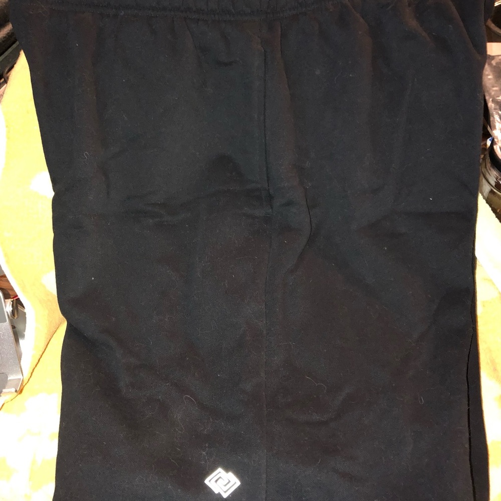 ZELOS Sweatshorts XL NWT
